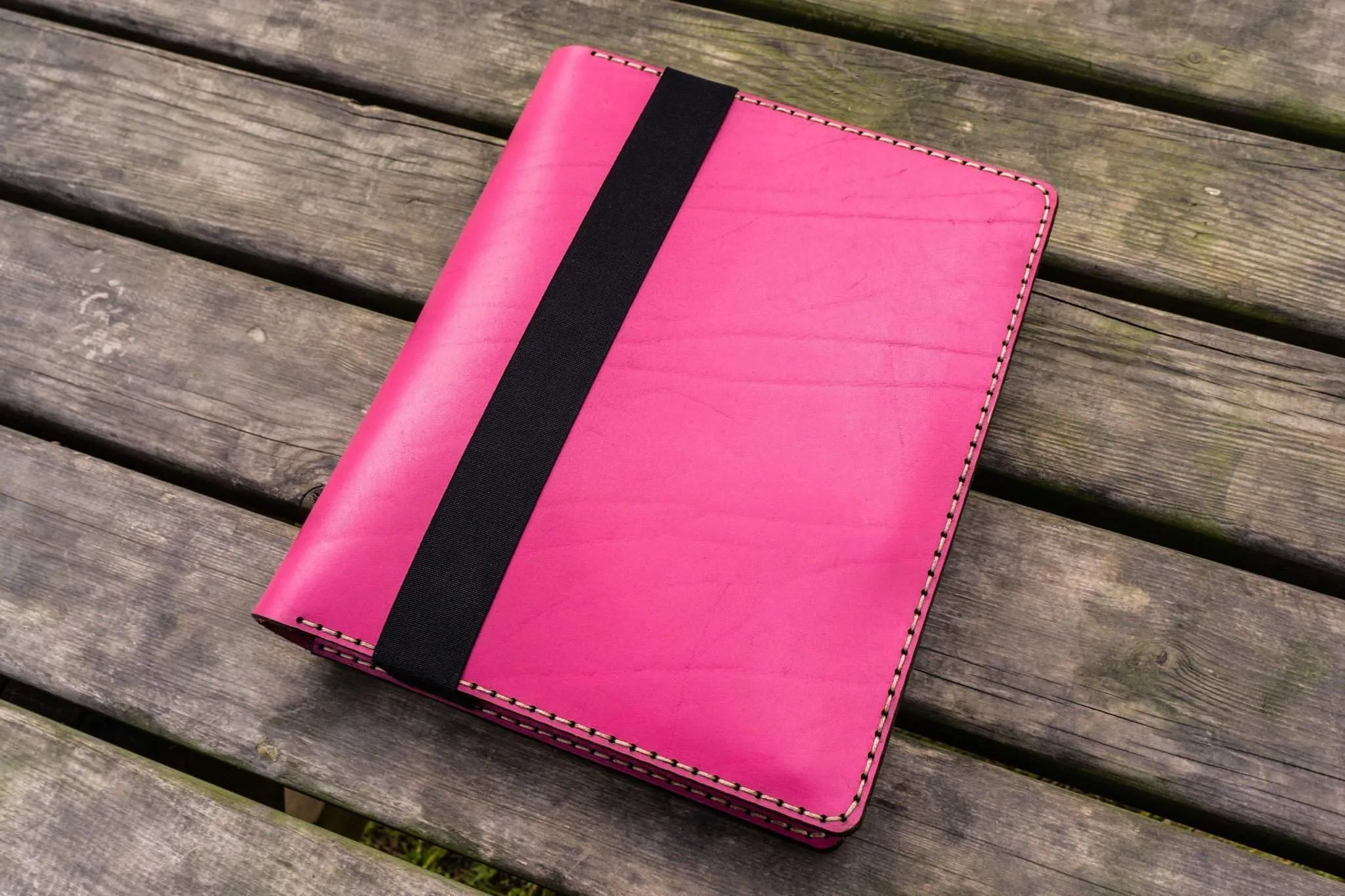 Composition Notebook Cover With iPad Air/Pro Pocket - Pink