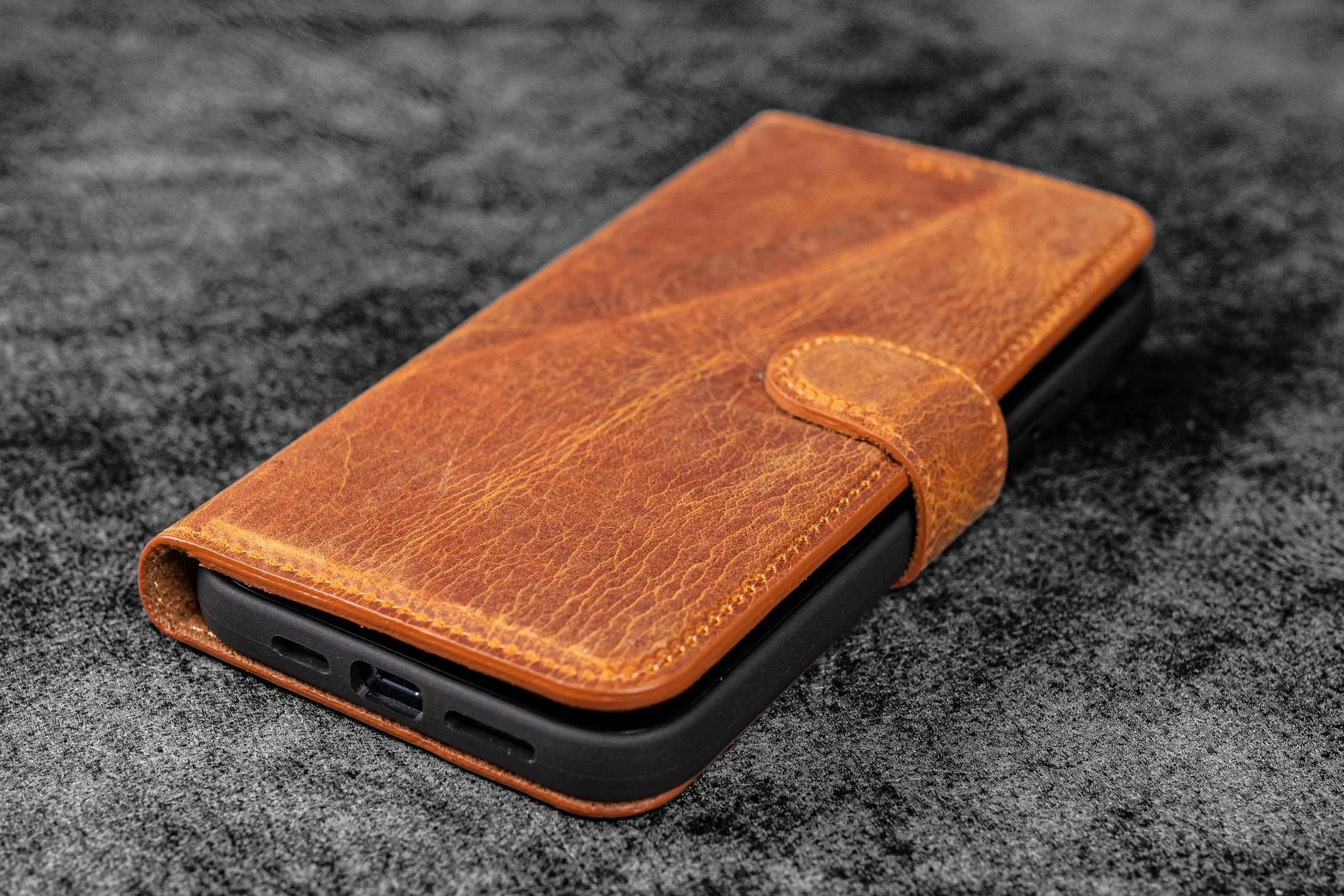 Detachable iPhone 12 / 12 Pro Leather Wallet Case