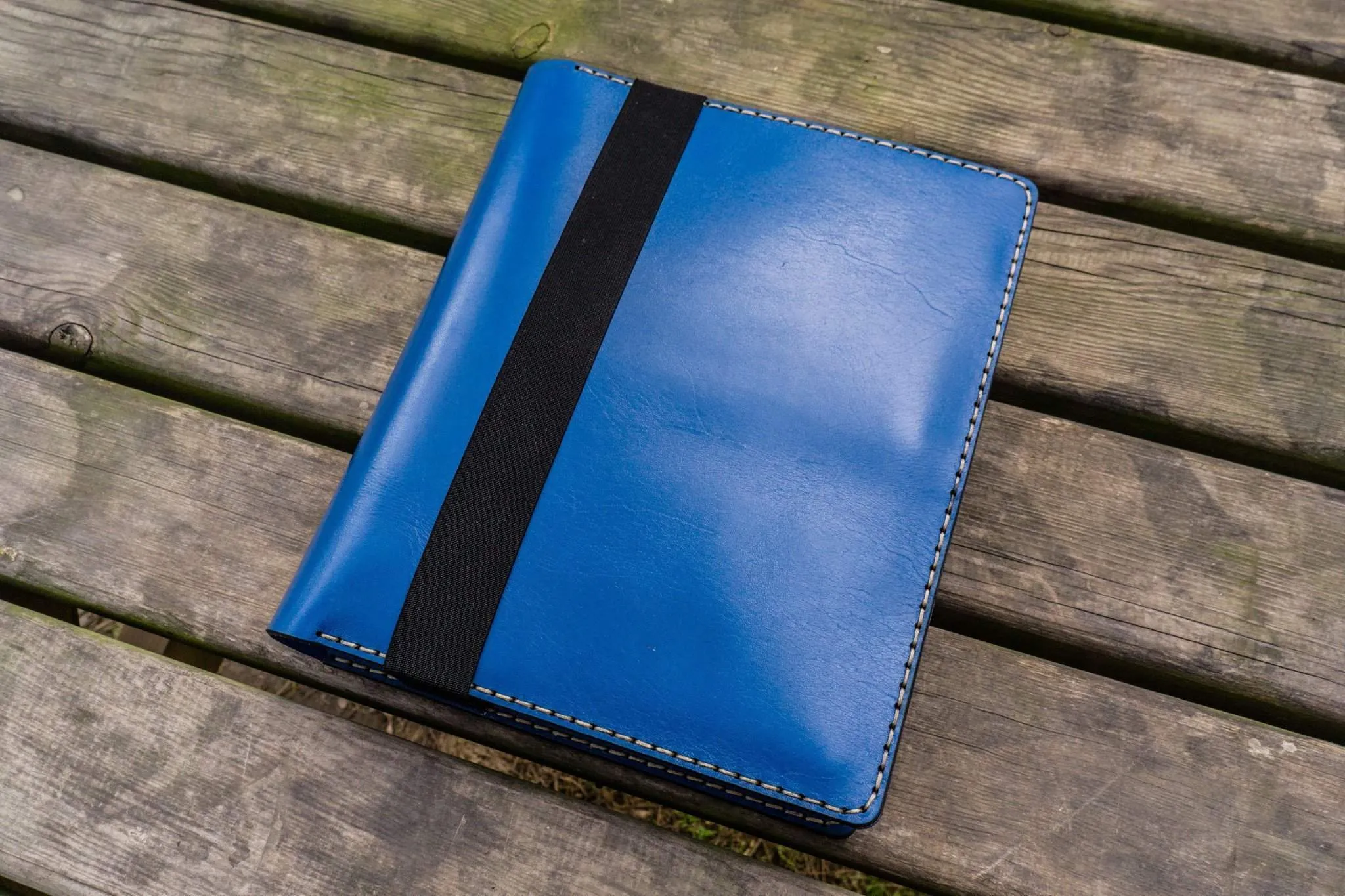 iPad Air/Pro & Extra Large Moleskine Cover - Blue