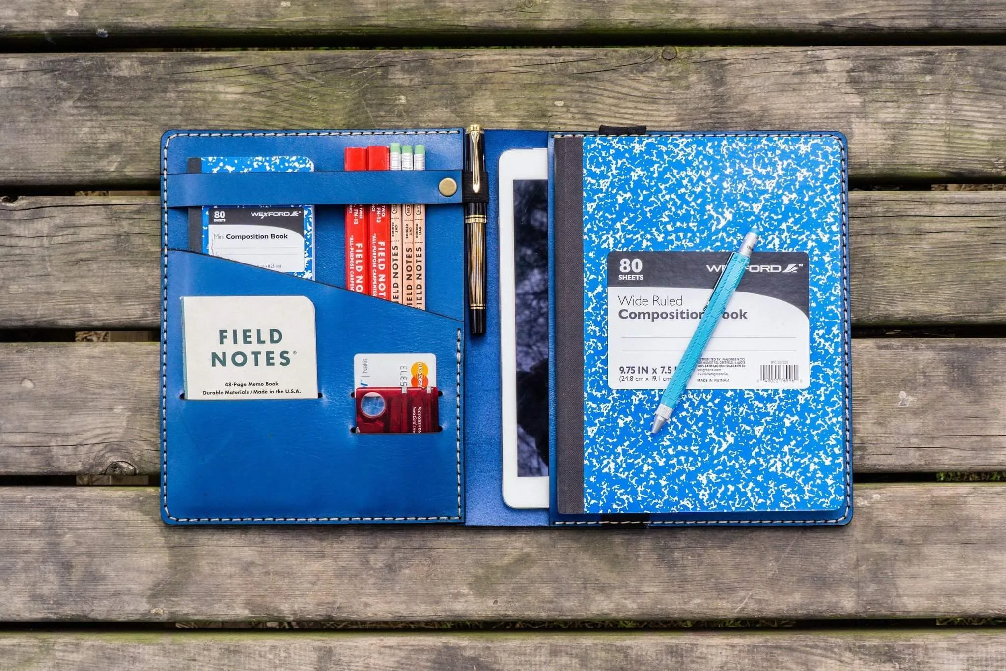 iPad Air/Pro & Extra Large Moleskine Cover - Blue