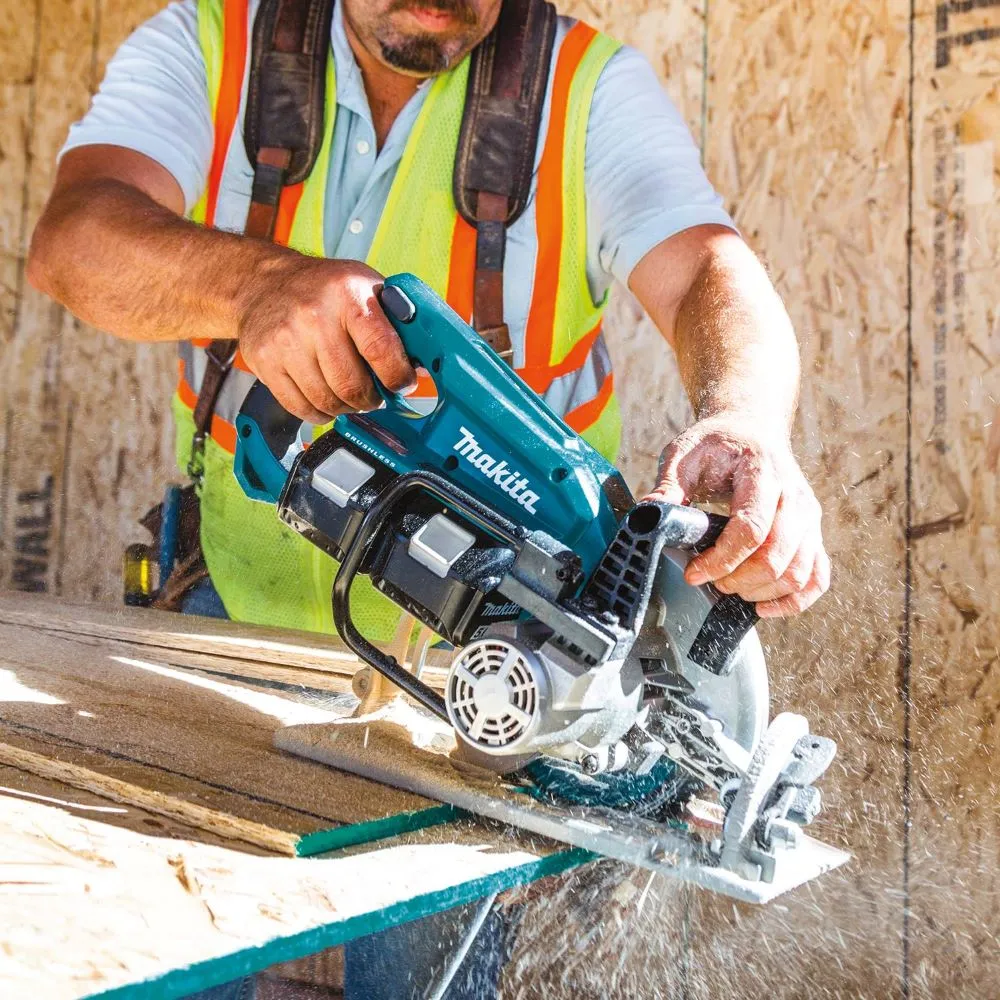 Makita XSR01PT 36-Volt 7-1/4-Inch X2 LXT Cordless Rear Handle Circular Saw Kit