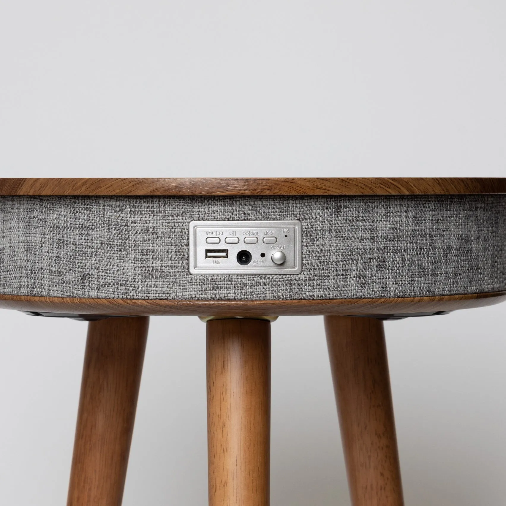 Rusée Smart Table with Speaker & Wireless Charger