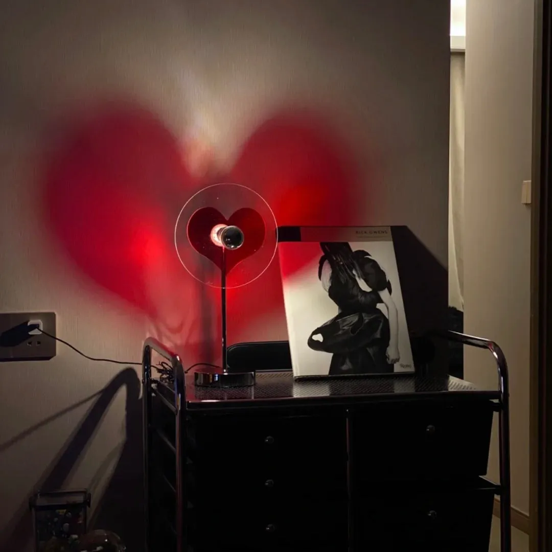 Valentine's Day Heart Projection LED Lamp Heart-Shaped Art Decoration Gift